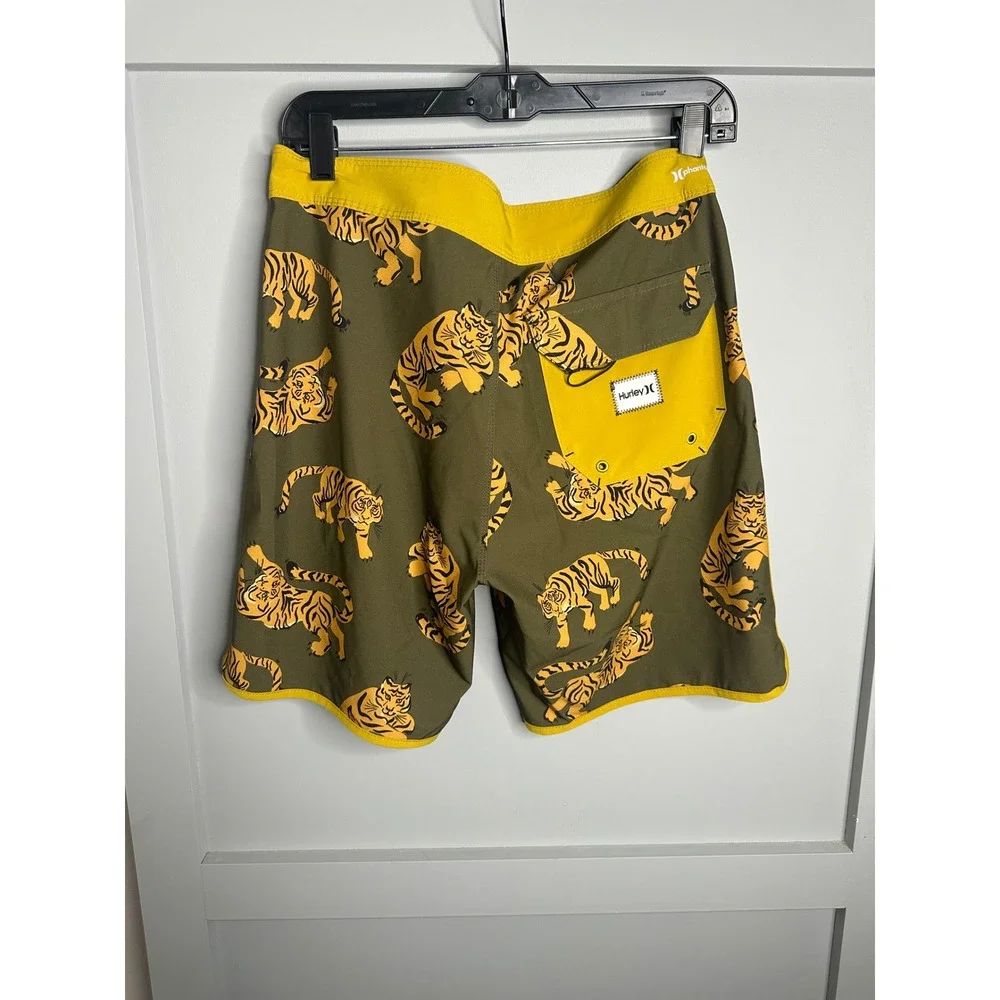 Hurley Mens Board Shorts Tiger Print‎ Olive Green Yellow Size 30 Swim Trunks